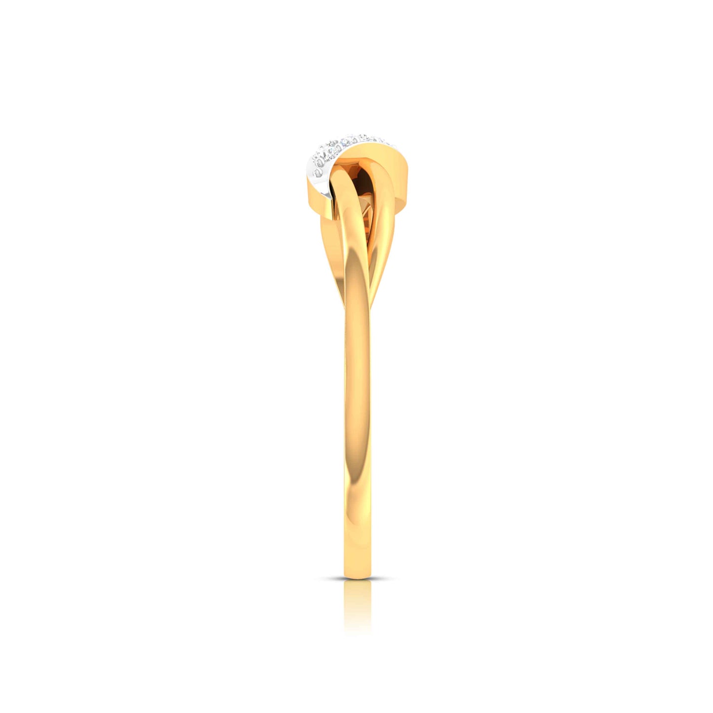 Lustrous Diamond Ring